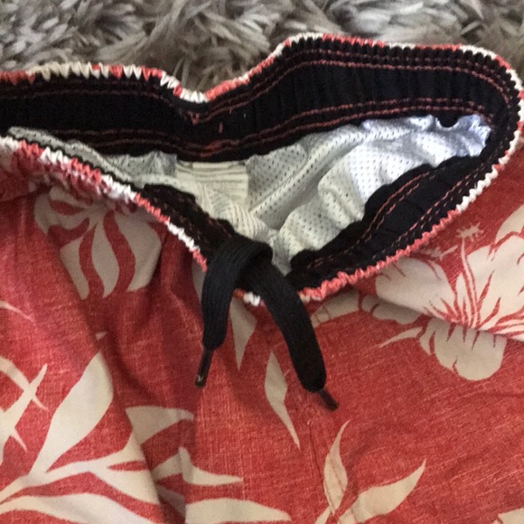 Rip Curl boys large swimsuit - Picture 3 of 4